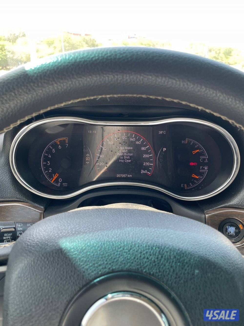 Grand Cherokee Laredo 2014 - جيب قراند شيروكي موديل 201411