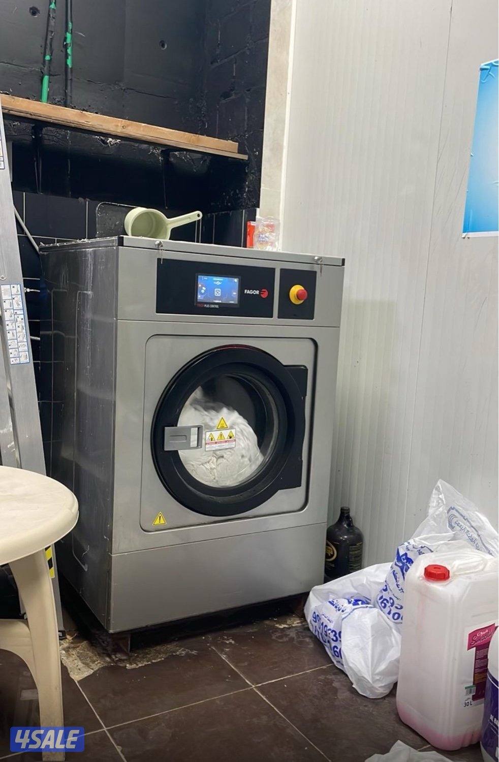 للبيع معدات مصبغه2