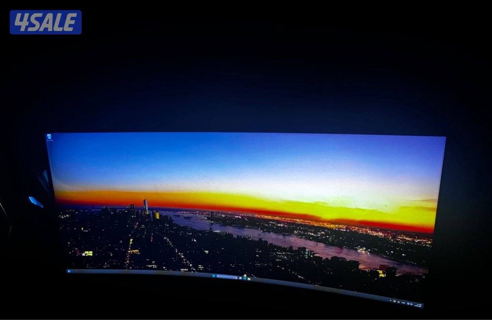 شاشة قيمنق منحنية0