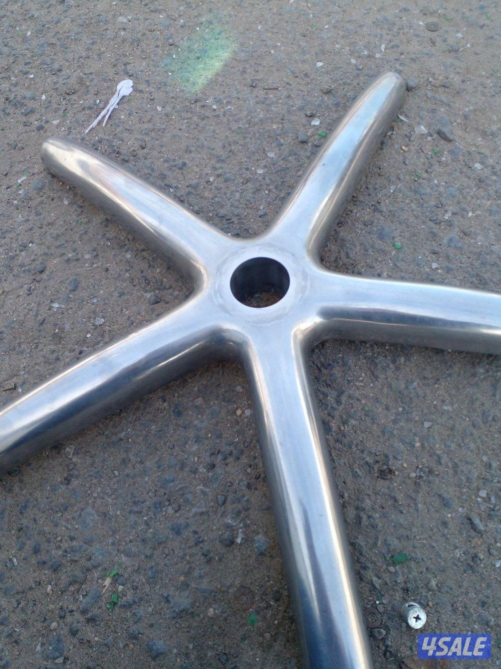 تصليح طاولات كراسي مكتب صالونات استرخاء جميع محافظات7