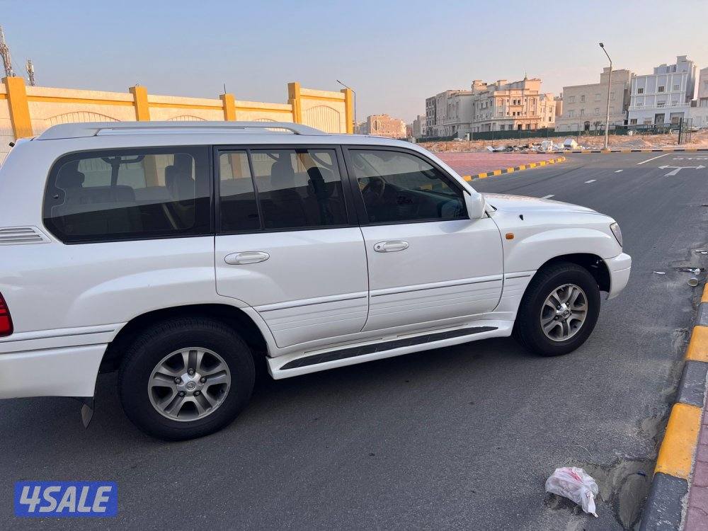 للبيع جيب لكزس5