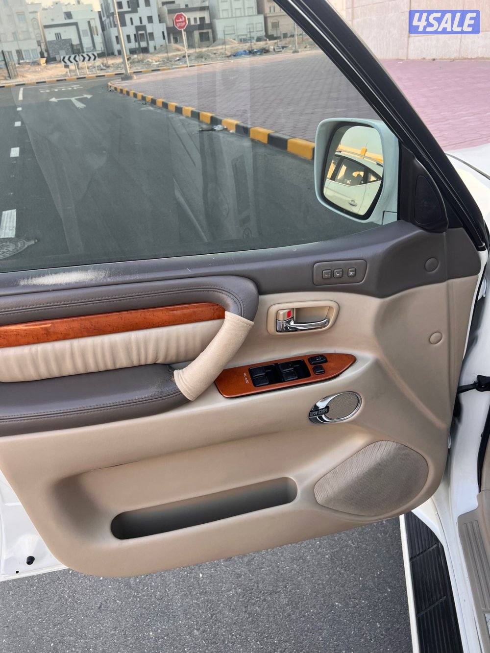 للبيع جيب لكزس9