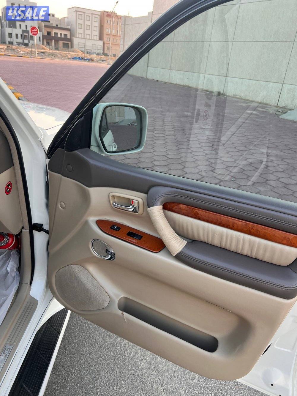 للبيع جيب لكزس10