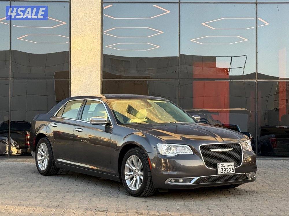 CHRYSLER C300 _20220