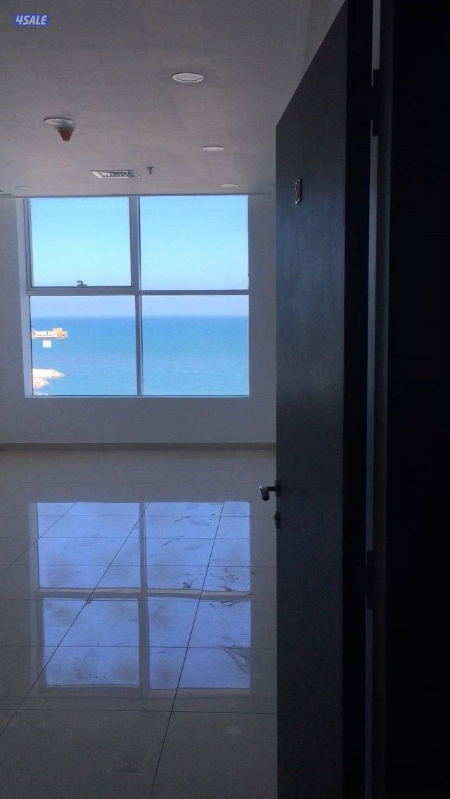 للايجار شقه في المهبوله في برج المنار على البحر مباشره صف اول ،2