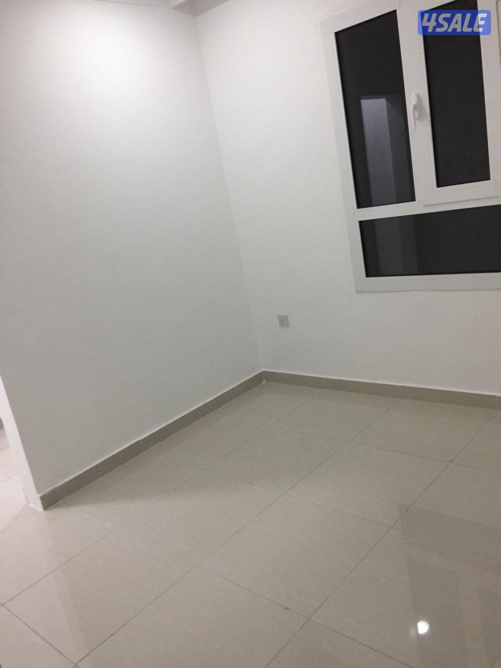 للايجار شقه في المهبوله في برج المنار على البحر مباشره صف اول ،4