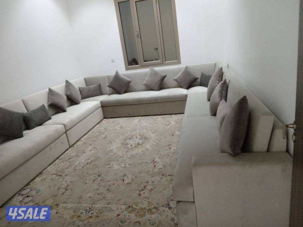 تنجيد وتلبيس الأثاث والستائر المنزلي والمطاعم و الكافيهات و الصالونات8