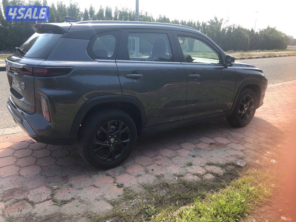 للبيع تويوتا اوربان كروزر1