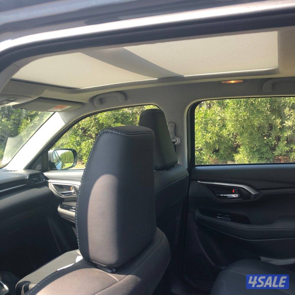 للبيع تويوتا اوربان كروزر4