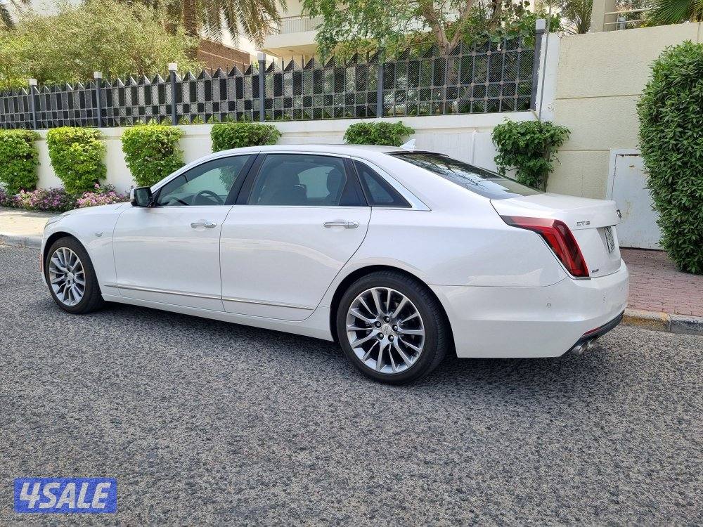 كاديلاك CT6 موديل 2018 وكالة الغانم سيرفس منتظم بالوكالة1