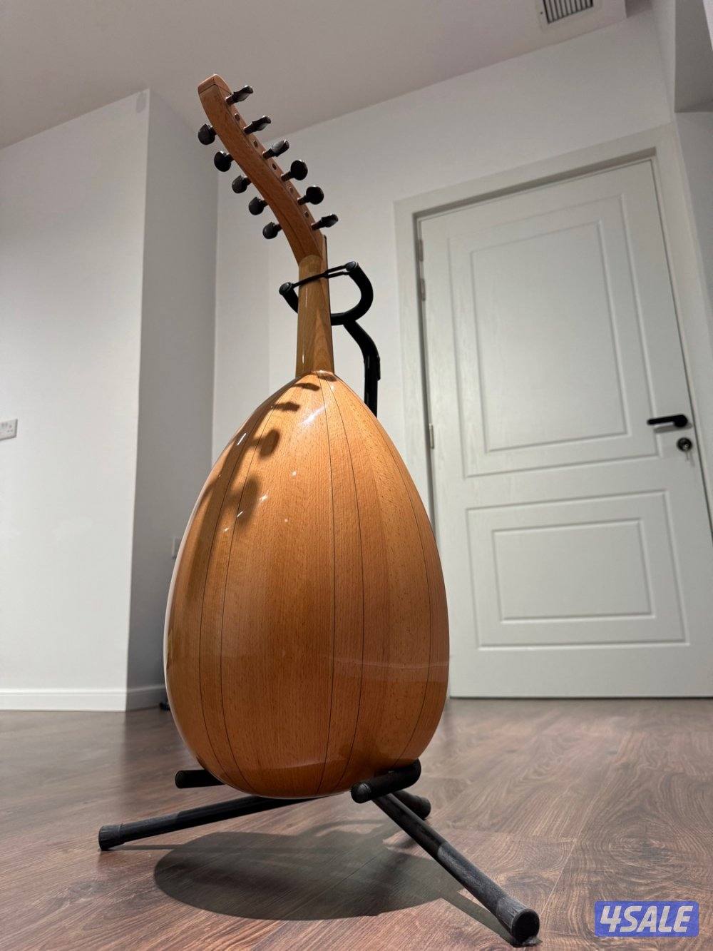 للبيع عود اوتار الفن1