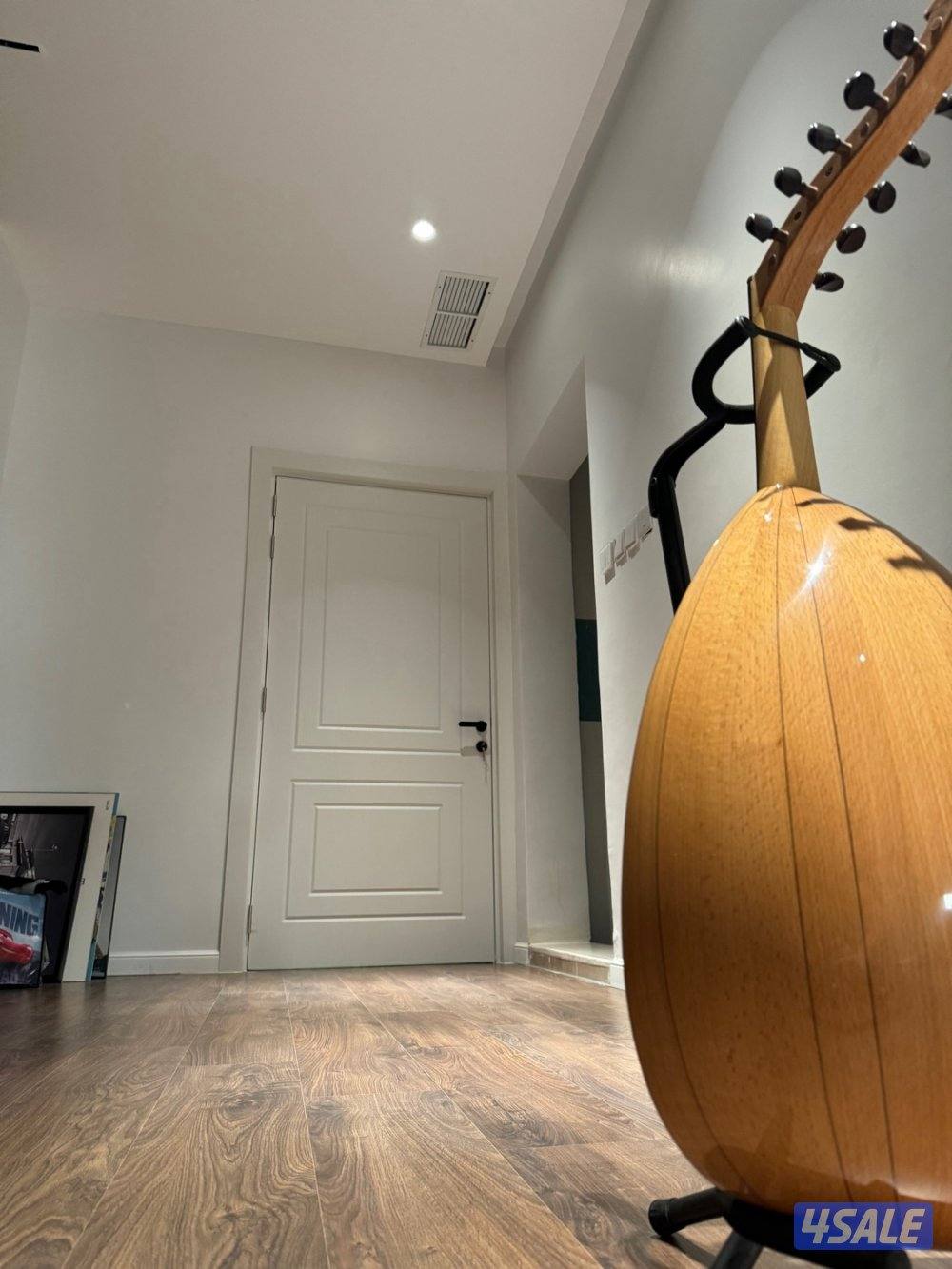 للبيع عود اوتار الفن3