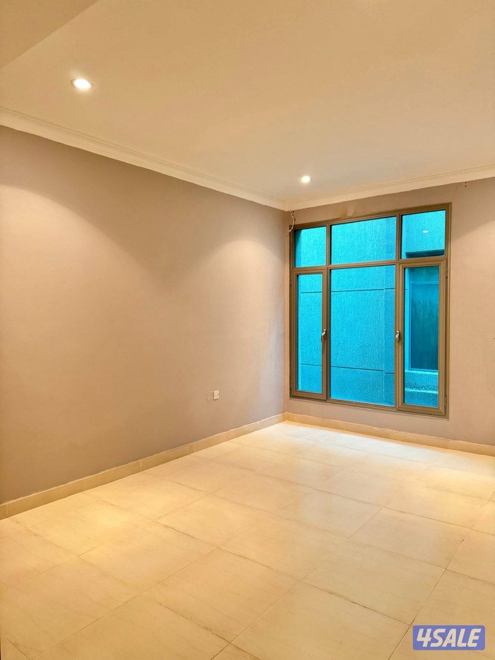 للبيع شالية ثلاث ادوار3