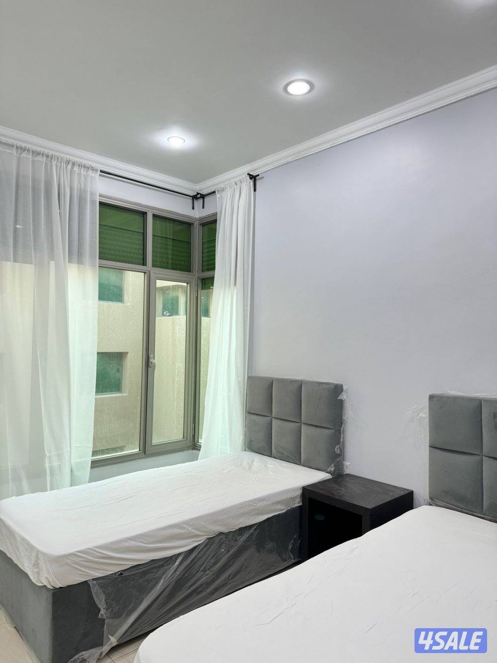 للبيع شاليه ثلاث ادوار مسبح داخلي10