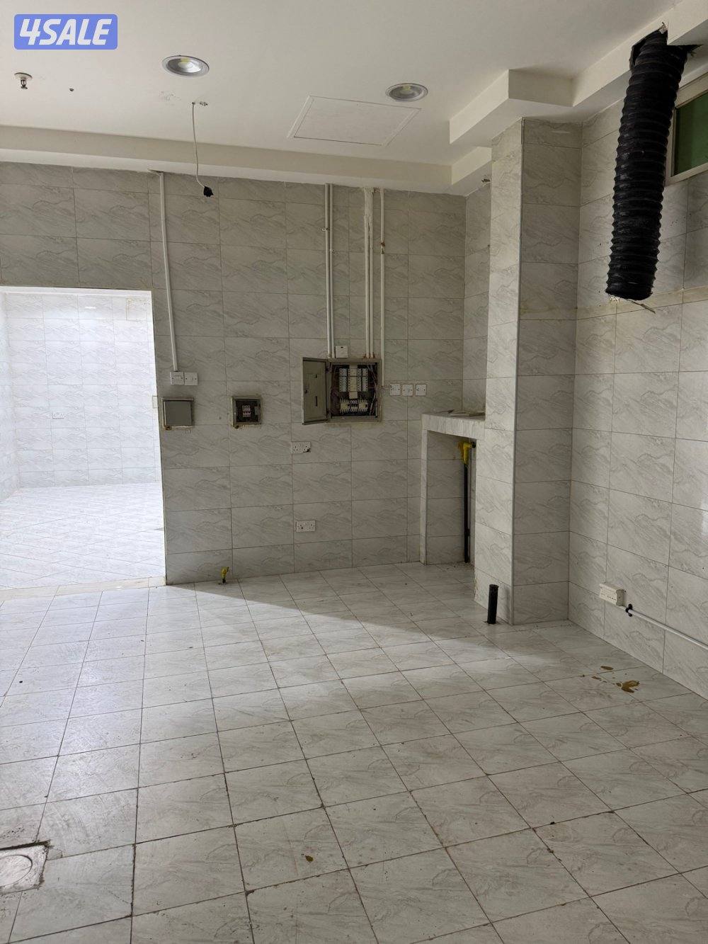 محلات وأدوار للايجارتصلح مطبخ مركزي وبيكري باسواق القرين والعارضيه10