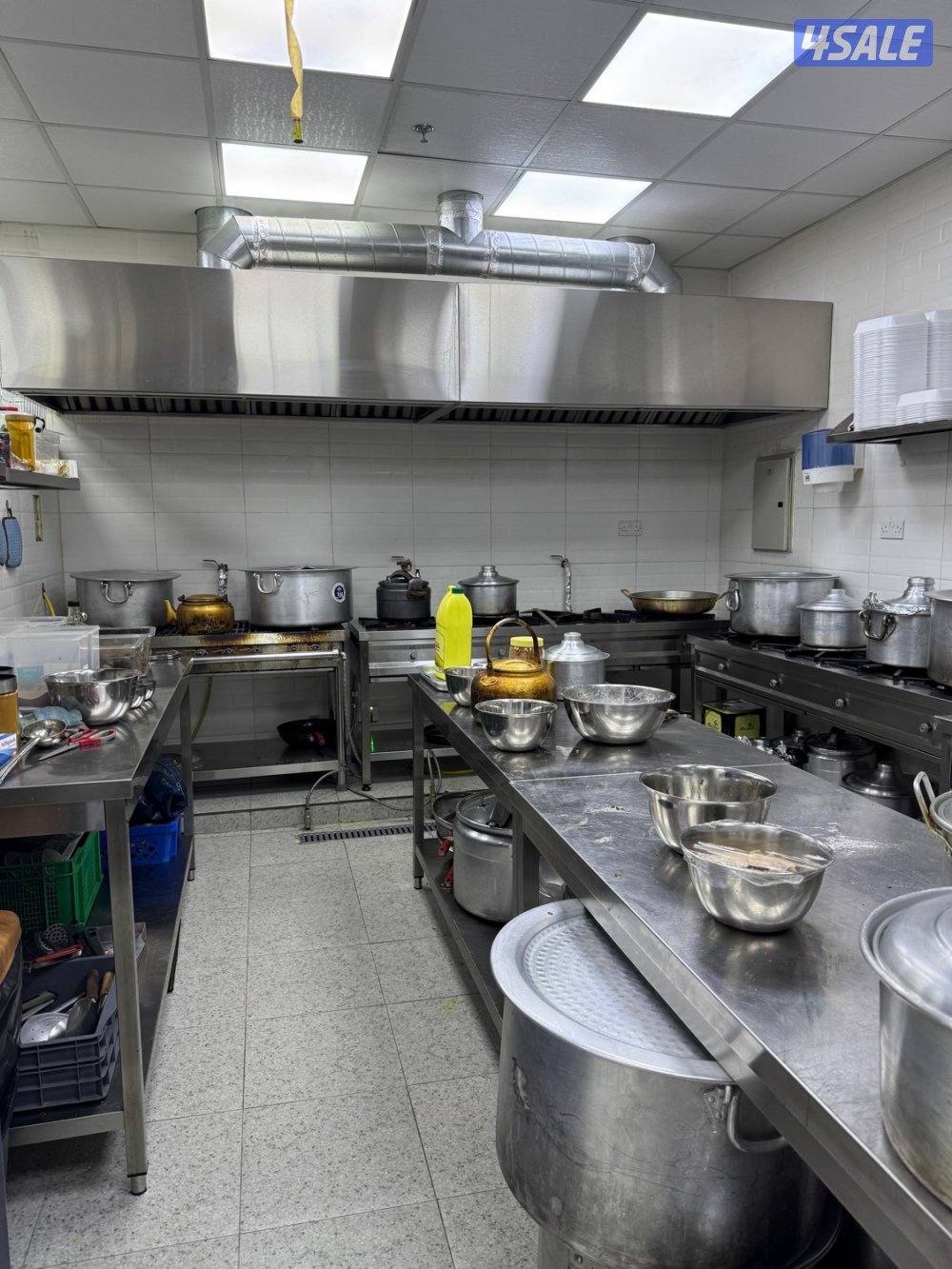 محلات وأدوار للايجارتصلح مطبخ مركزي وبيكري باسواق القرين والعارضيه11