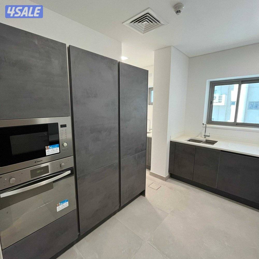 شقة إطلالة بحرية مباشرة للإيجار في الشعب البحري8