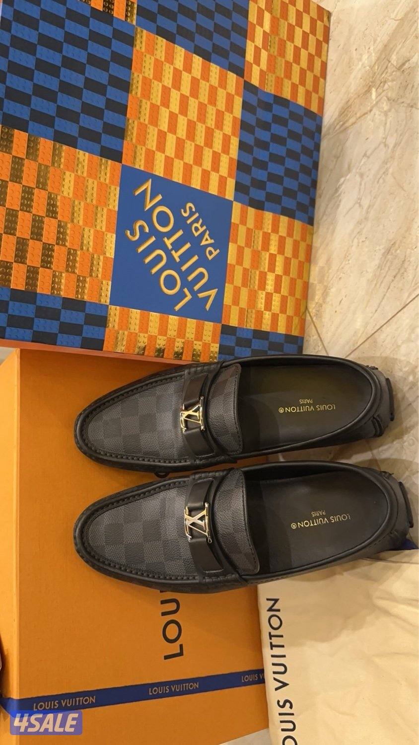 حذاء LV شبه جديد0