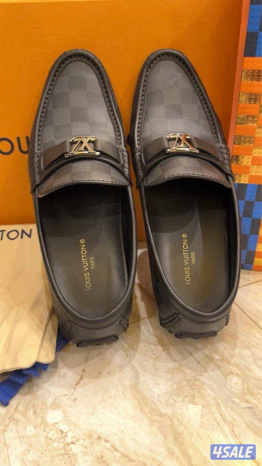 حذاء LV شبه جديد1