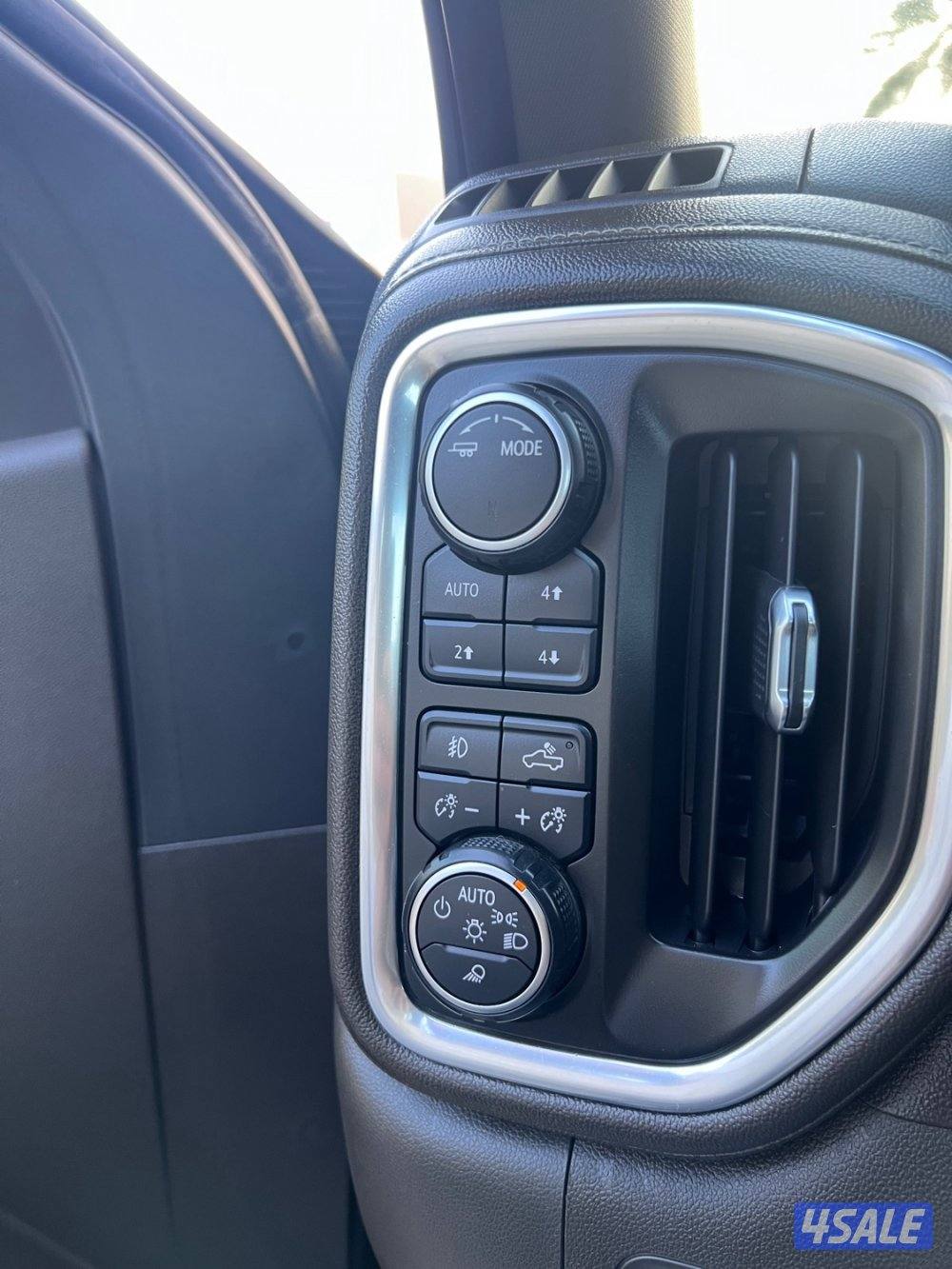 للبيع تريل بوس Z716