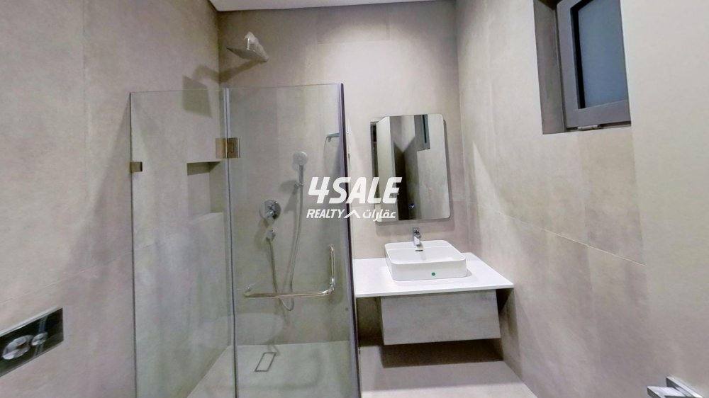 للايجار شقة مودرن راقية في مع اطلالة بحرية بالشعب البحرى مساحة 120 متر5