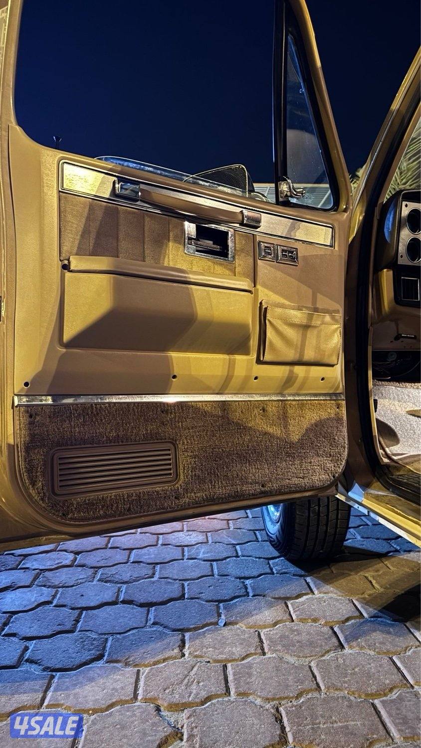 للبيع وانيتC10 شاصي طويل موديل 19854