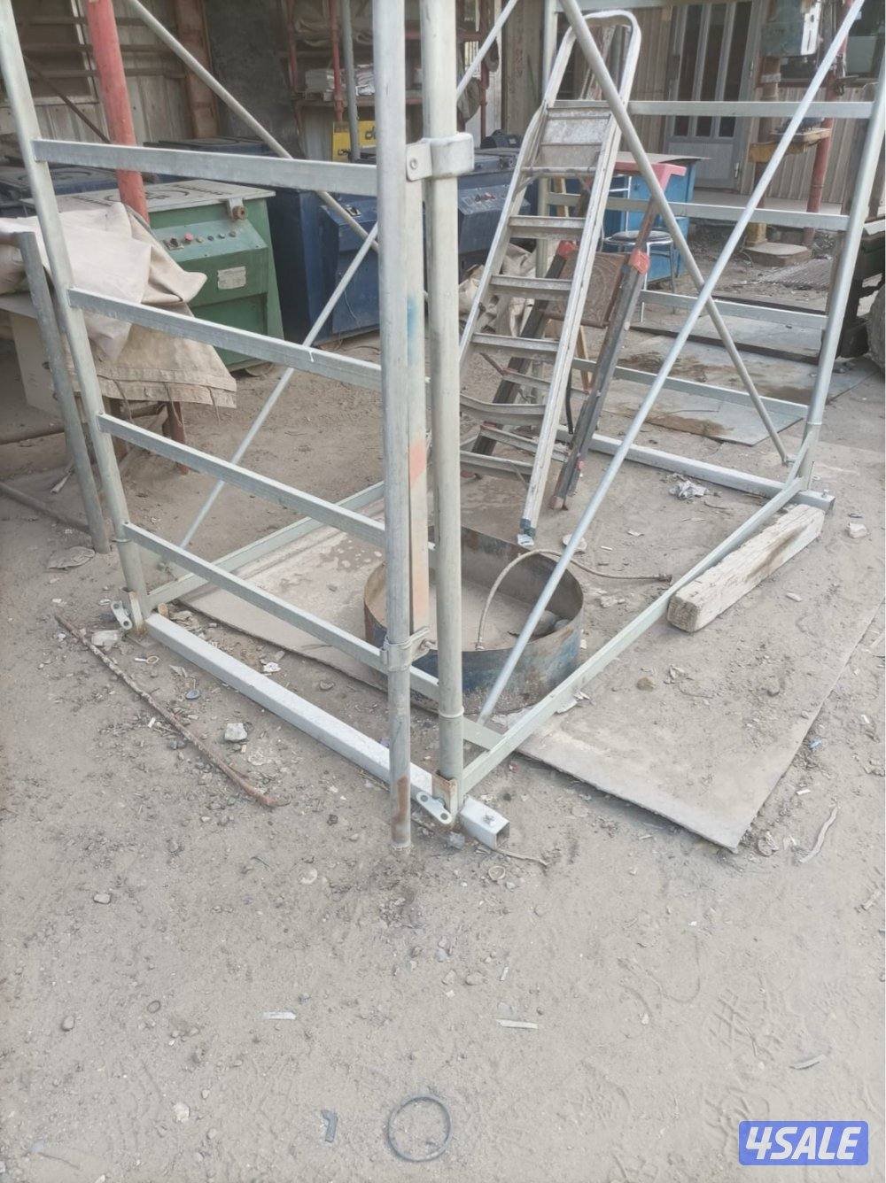تاجير وبيع سقاله حديد والمونيوم خشب4