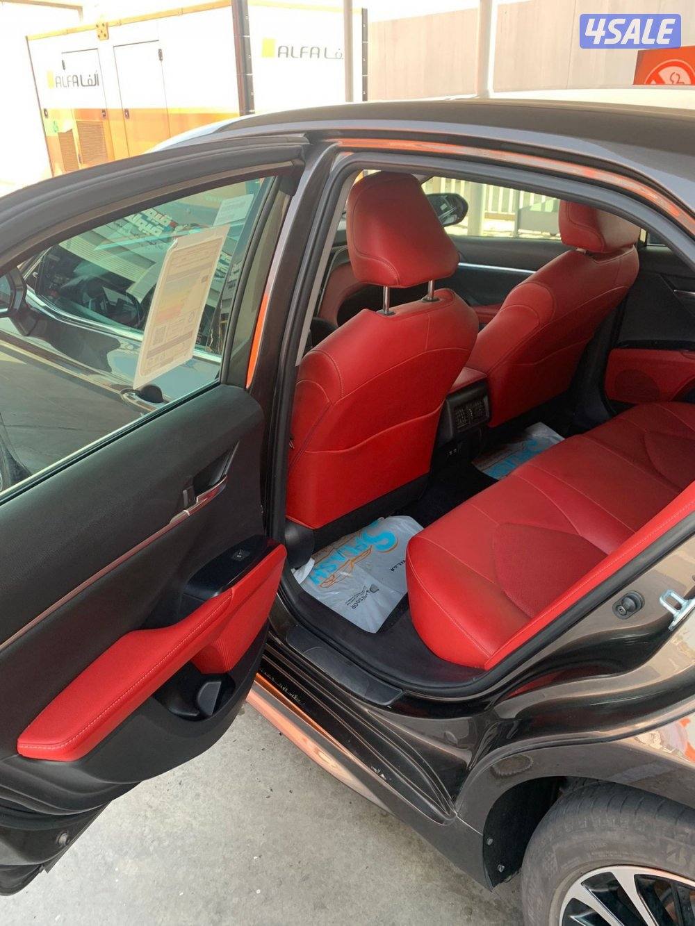 كامري ٢٠١٩ SE Sport أعلى مواصفات بحالة الوكالة مالك اول ممشى ٦٢ الف10