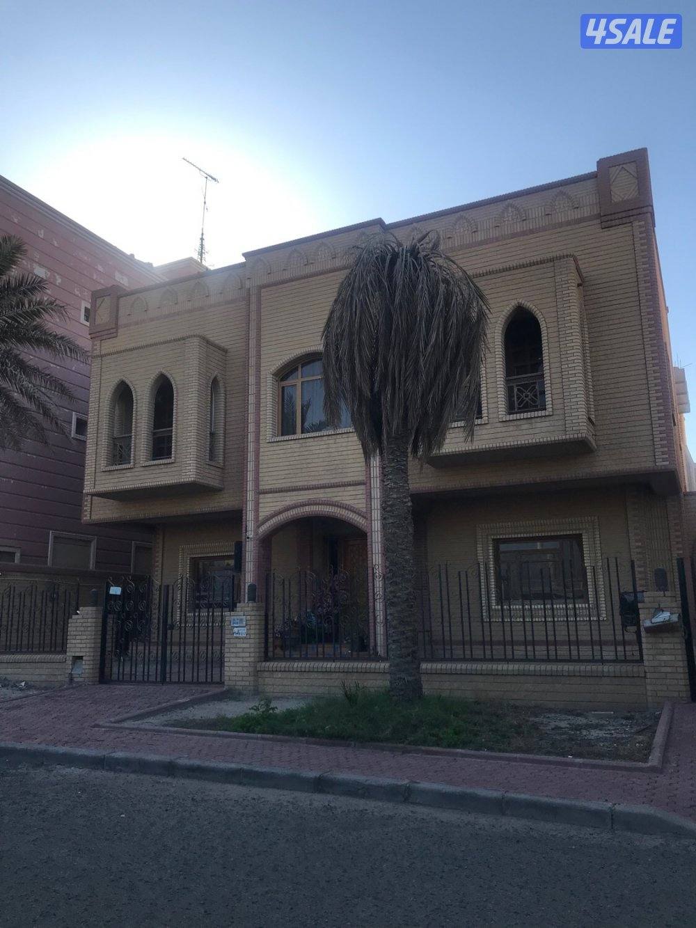 للبيع فيلا فالجابرية مساحة ٥٥٠م0