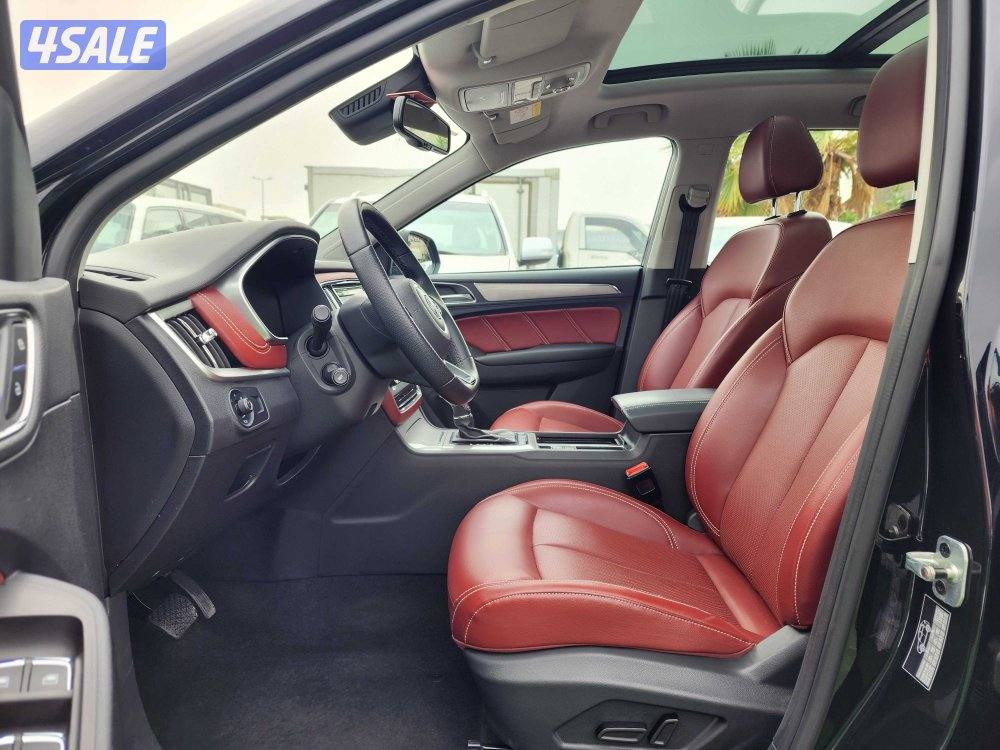 إم جي RX5 موديل 2022 صبغ الوكالة عداد 131 ألف بانوراما شرط الفحص4