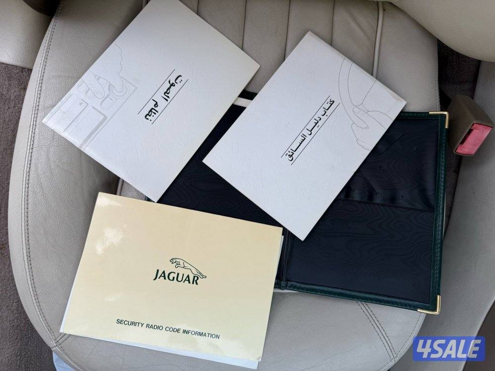 بحالة ممتازة صبغ الوكالة جاكور XJ8 موديل 1998 ماشي 216 مكيف تواير جديد14