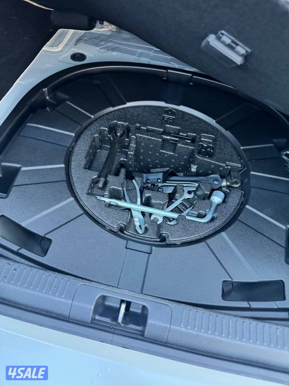 للبيع كامري GLE موديل 20247