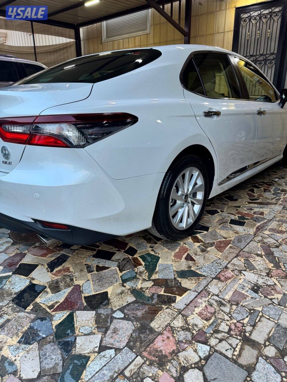 للبيع كامري GLE موديل 202412