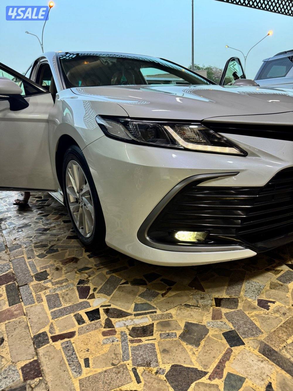 للبيع كامري GLE موديل 202413