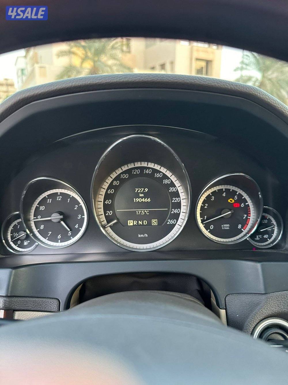 مرسيدس E3506