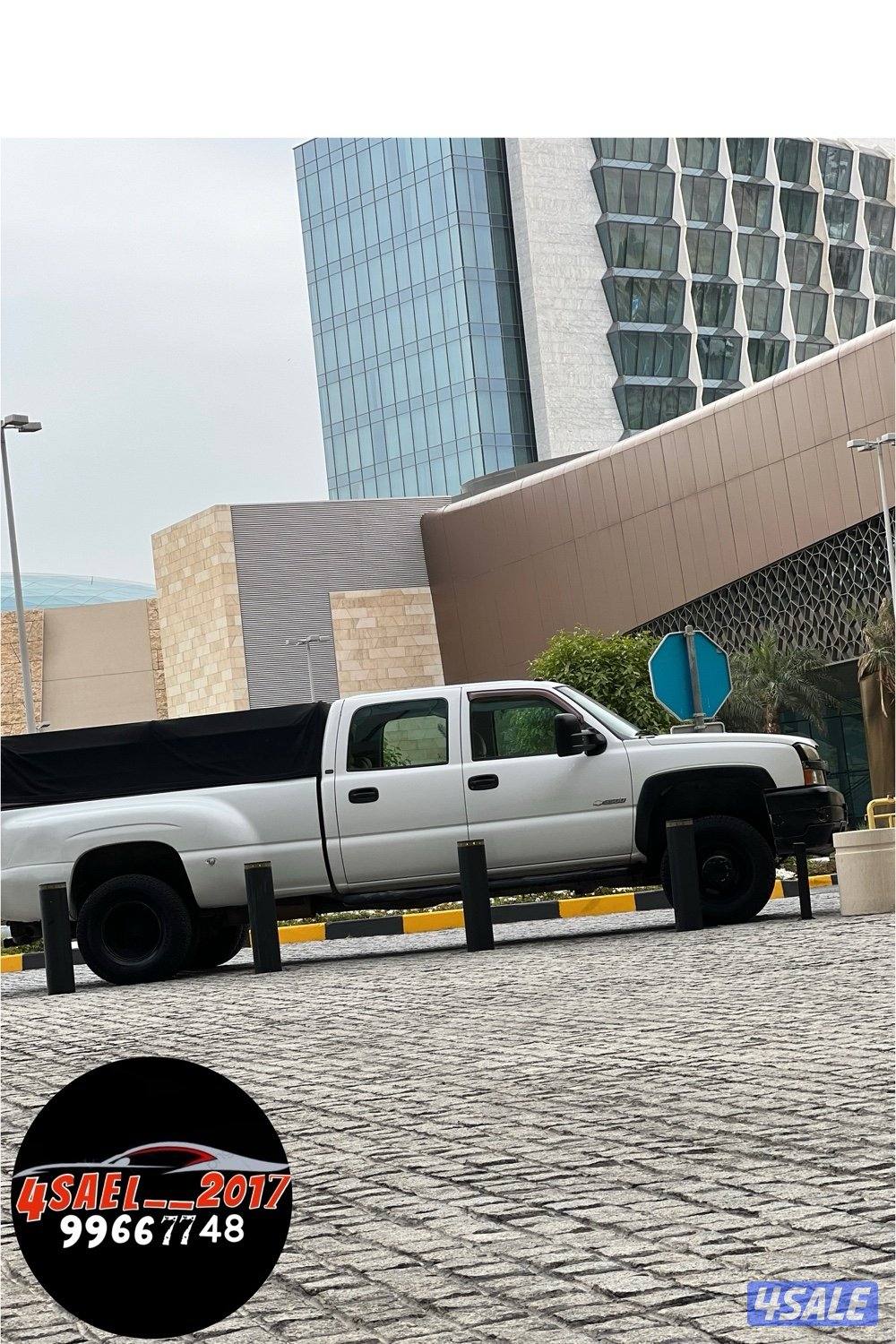 للبيع سلفرادو دوولي 3500 HD موديل 20032