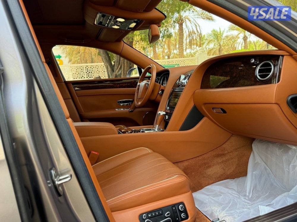 بنتلي فلاينج سبير V8 موديل ٢٠١٥ سيرفيس الوكالة ماشي ٦٨ ألف أعلى درجة9