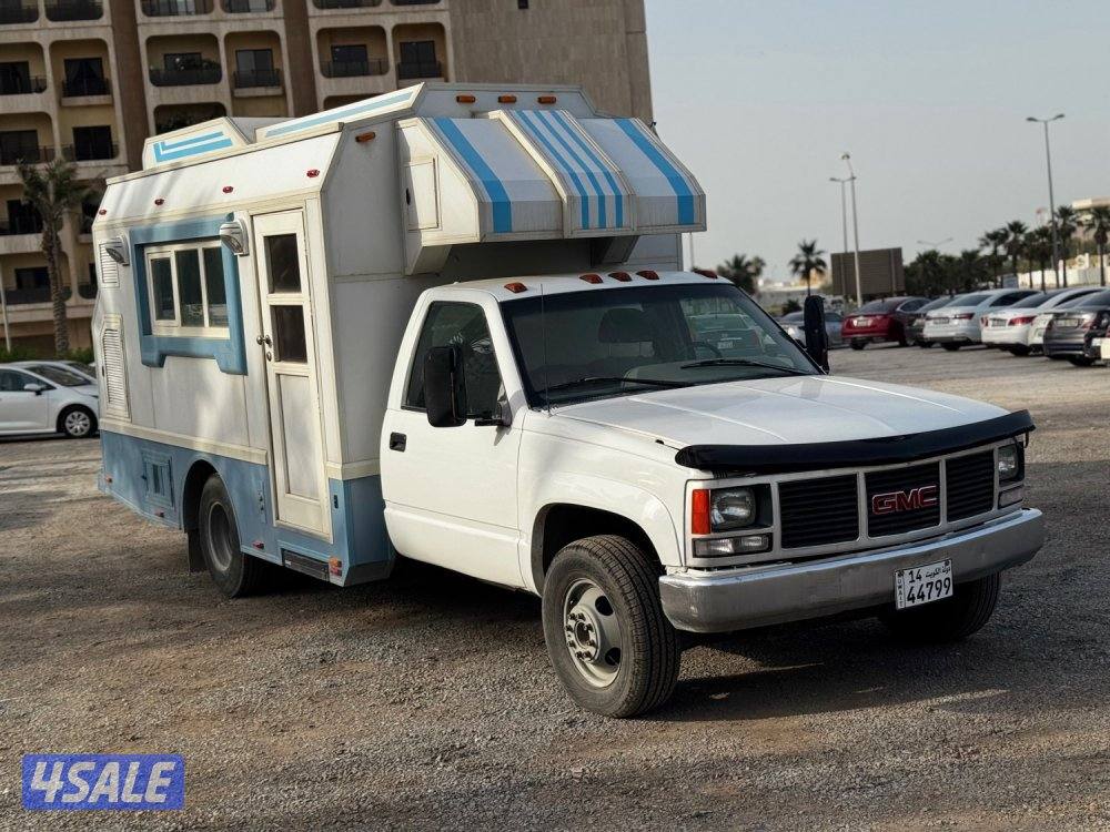 كرفان  GMC / 3500 / 6 ويل1