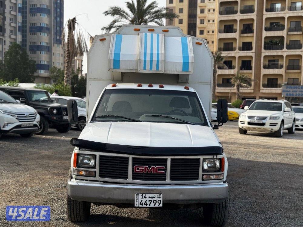 كرفان  GMC / 3500 / 6 ويل0
