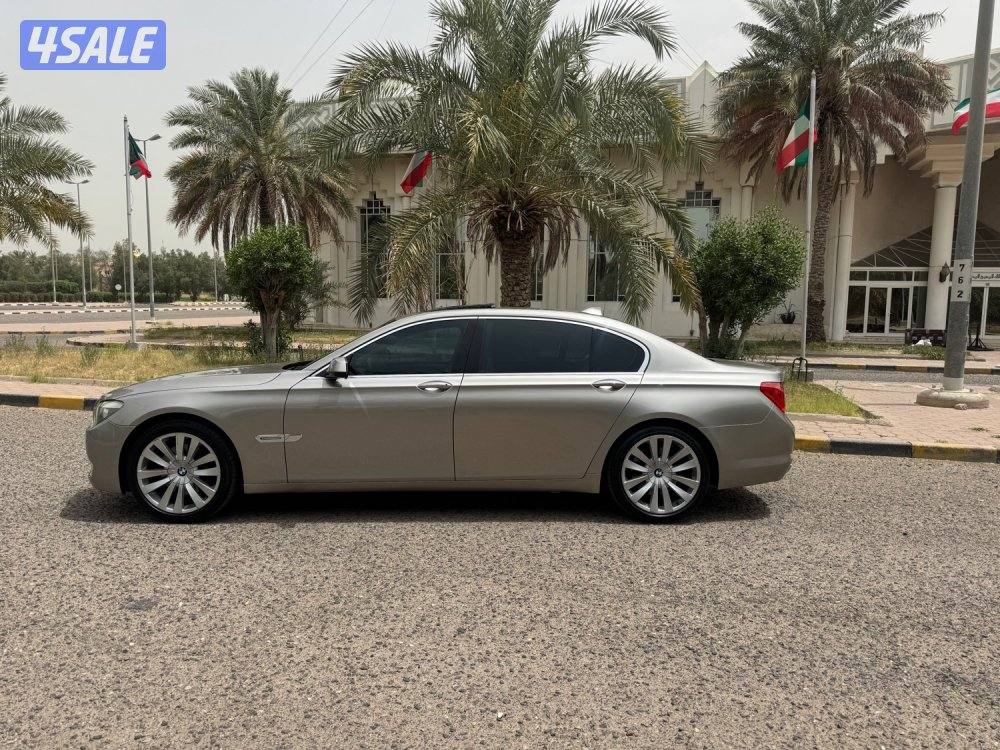 Bmw 740 LI ماشي 155 الف2