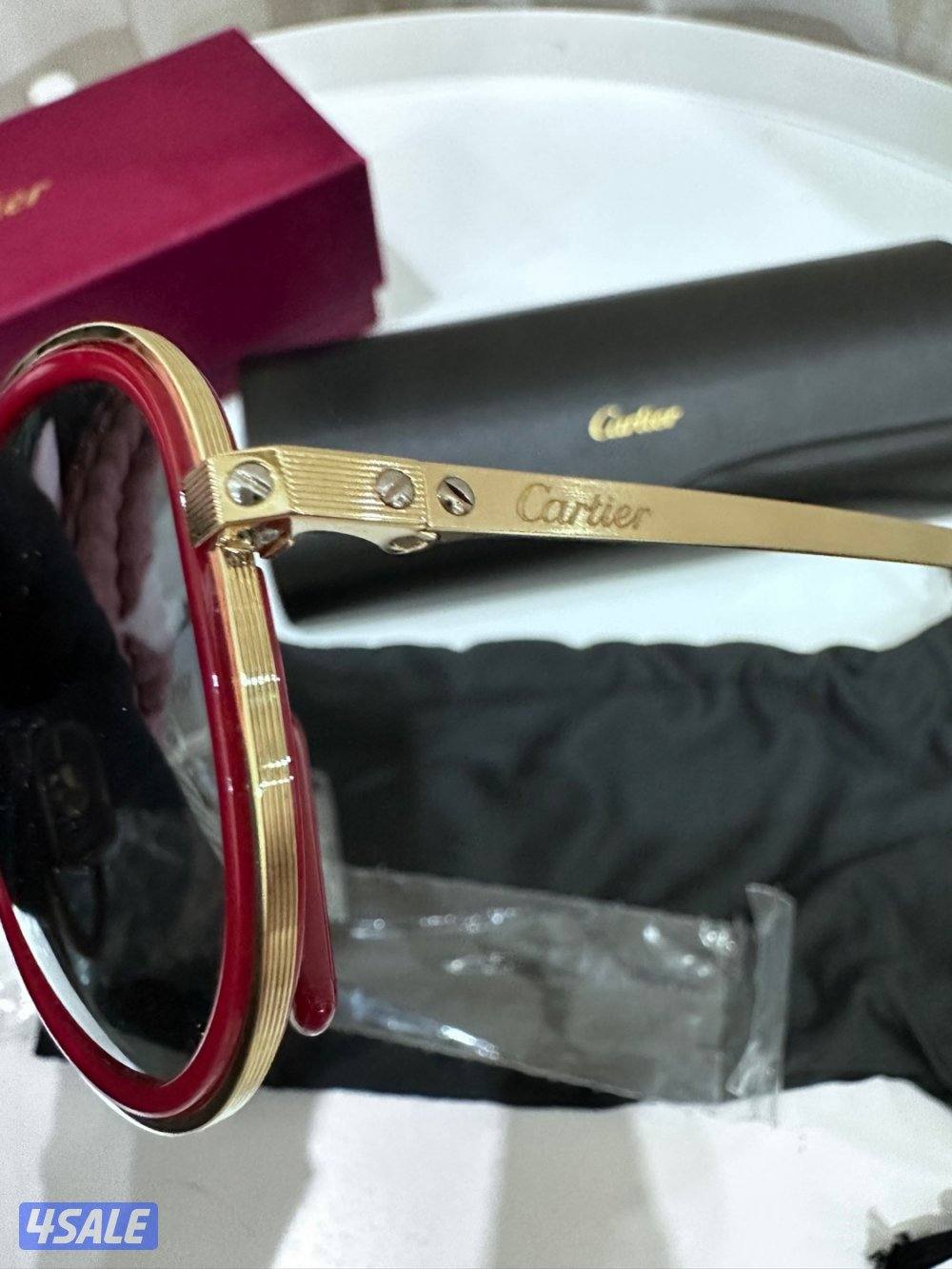 للبيع نظارة شمسية كارتير نادره جدا ولون نادر مخزنه4