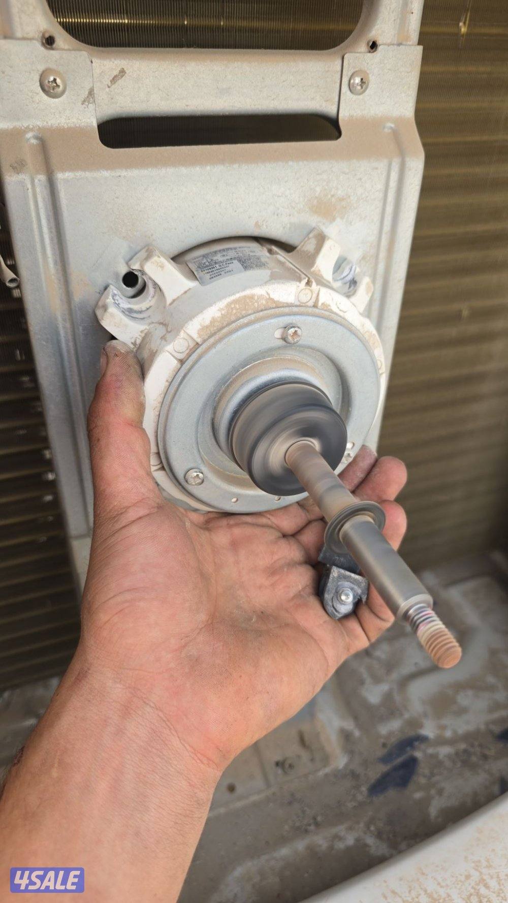 فني تكيفات جميع مناطق الكويت خدمة 24 ساعه مركزي /اسبلت /ميني اسبلت10