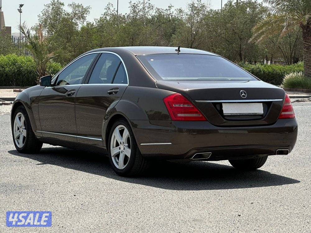 مرسيدس S Class 
S500 
موديل 20113
