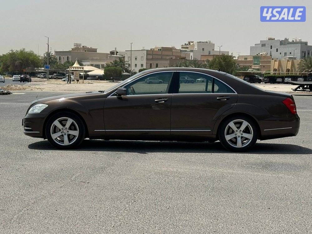 مرسيدس S Class 
S500 
موديل 20115