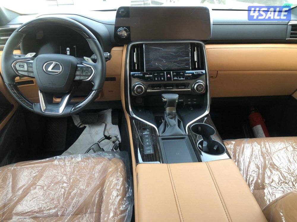 لكزس LX6005