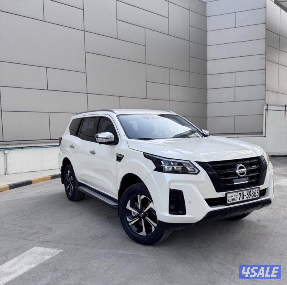 نيسان اكسترا بلاتينيوم موديل 23 البابطين تحت الكفالة عداد 27 الف1