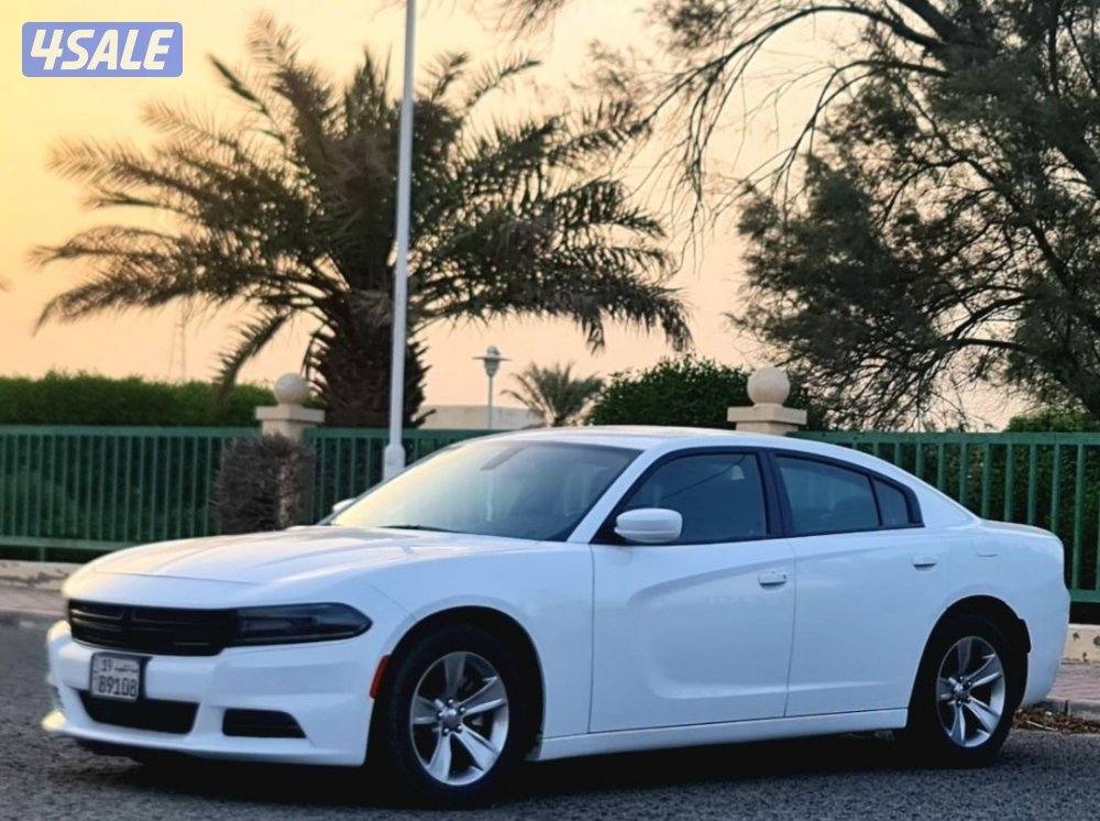 dodge charger sxt 20210