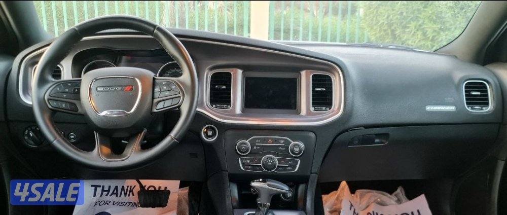 dodge charger sxt 20219