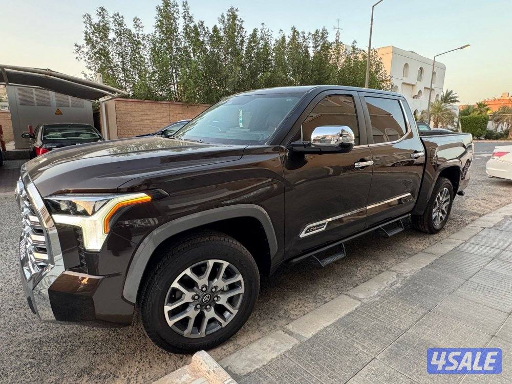 للبيع تندرا اصفار موديل ٢٠٢٥ وارد امريكا1