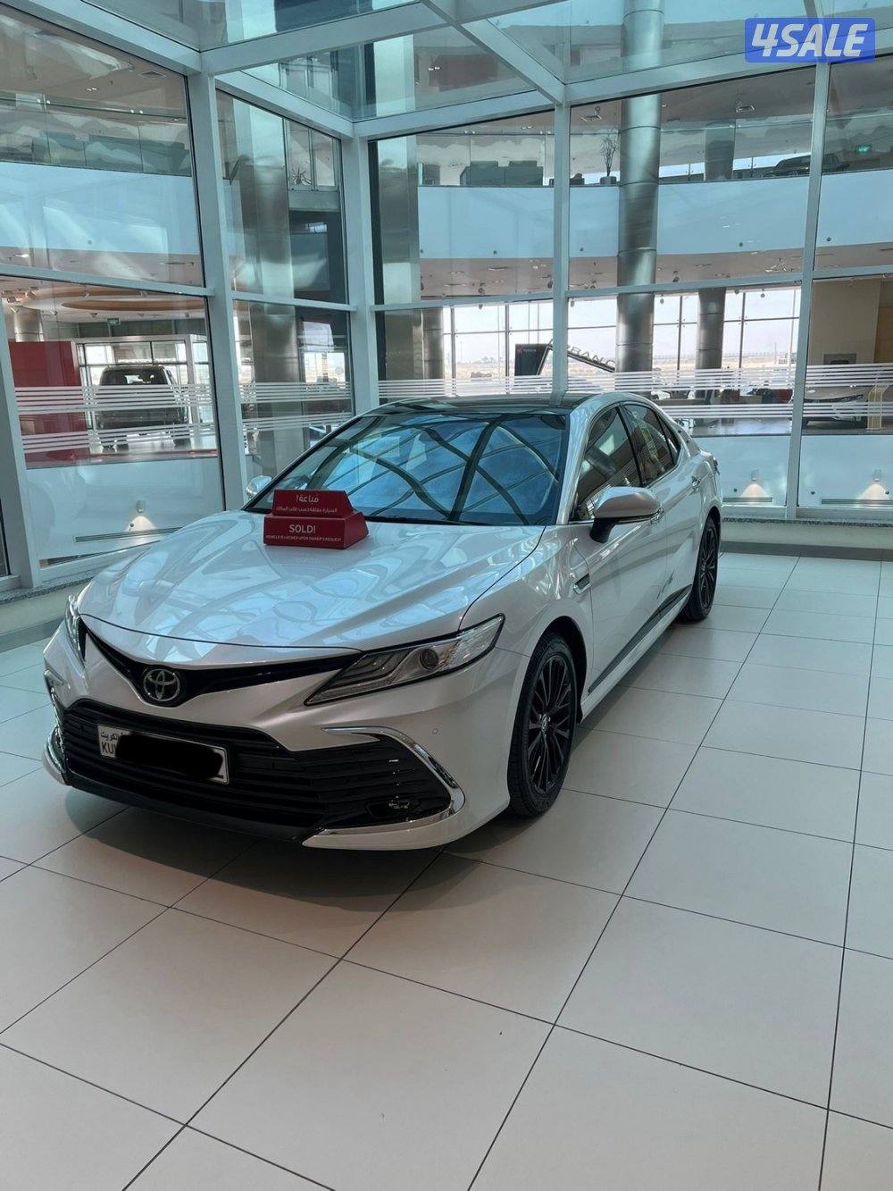 للبيع كامري موديل 2024 ( V6)0